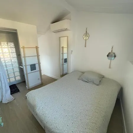Magnifique Duplex Vieil Antibes Apartment Exterior photo